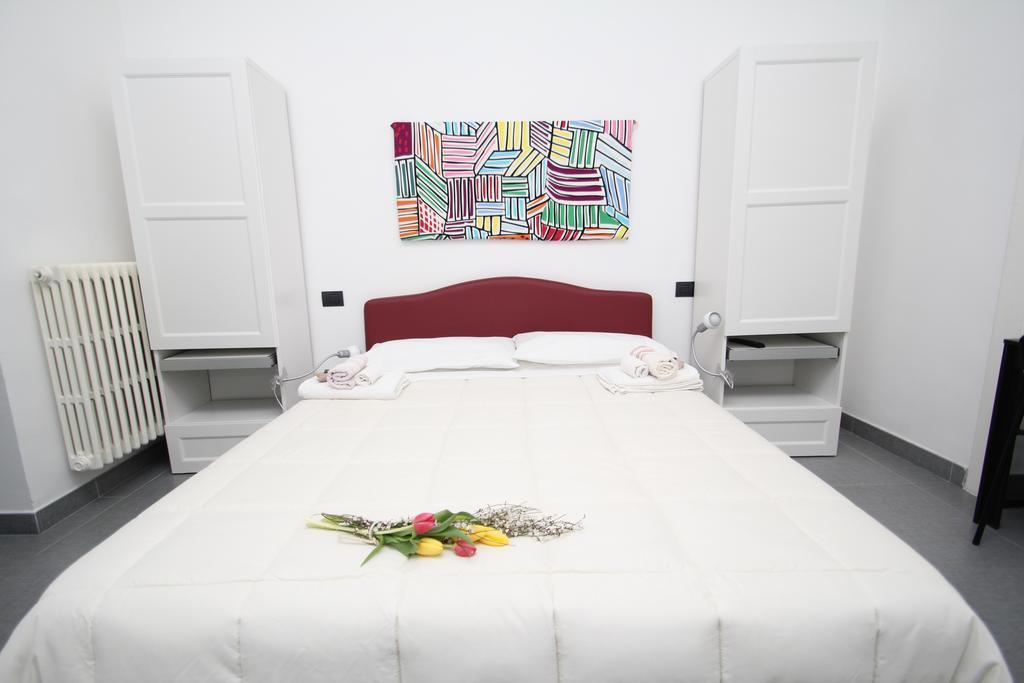 Angoletto Young B&B Авелино Стая снимка